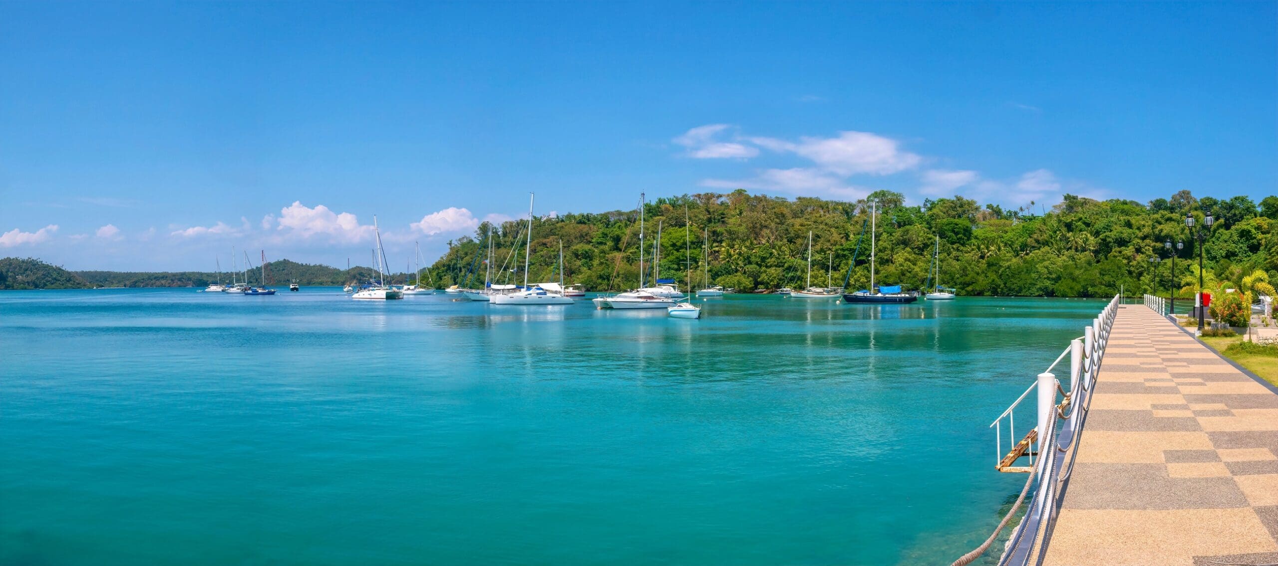 puerto galera walkway